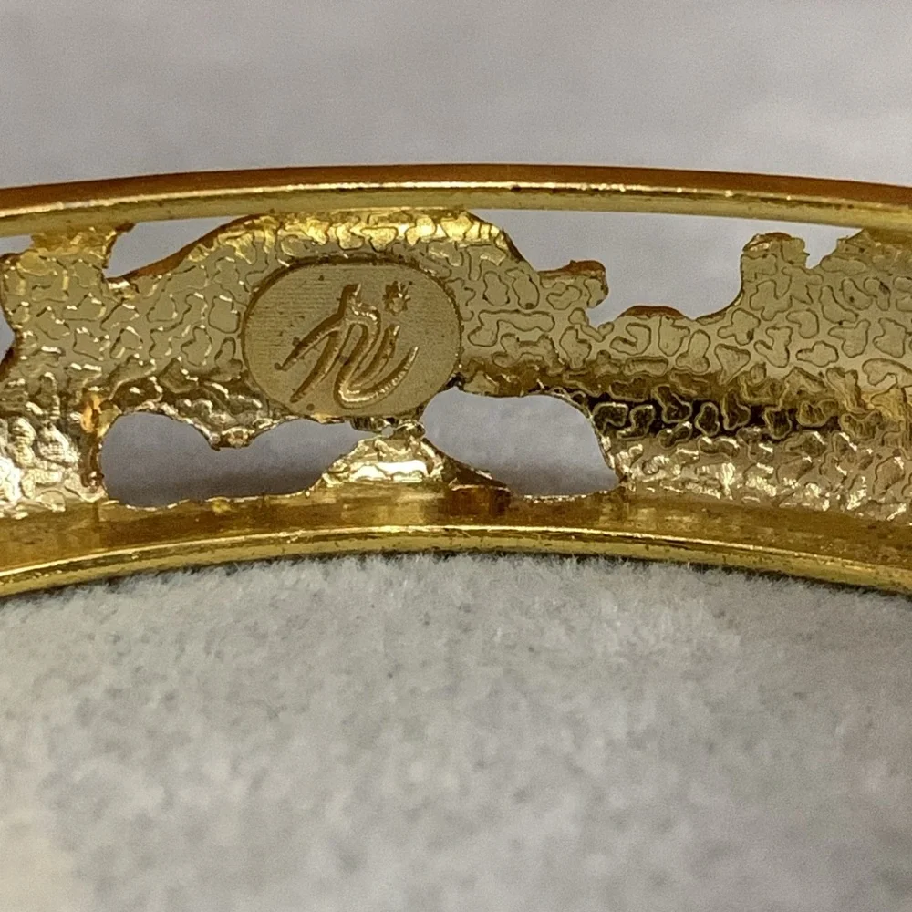 Jiu Long Xing gold tone green and pink hinge bracelet - Picture 6 of 7